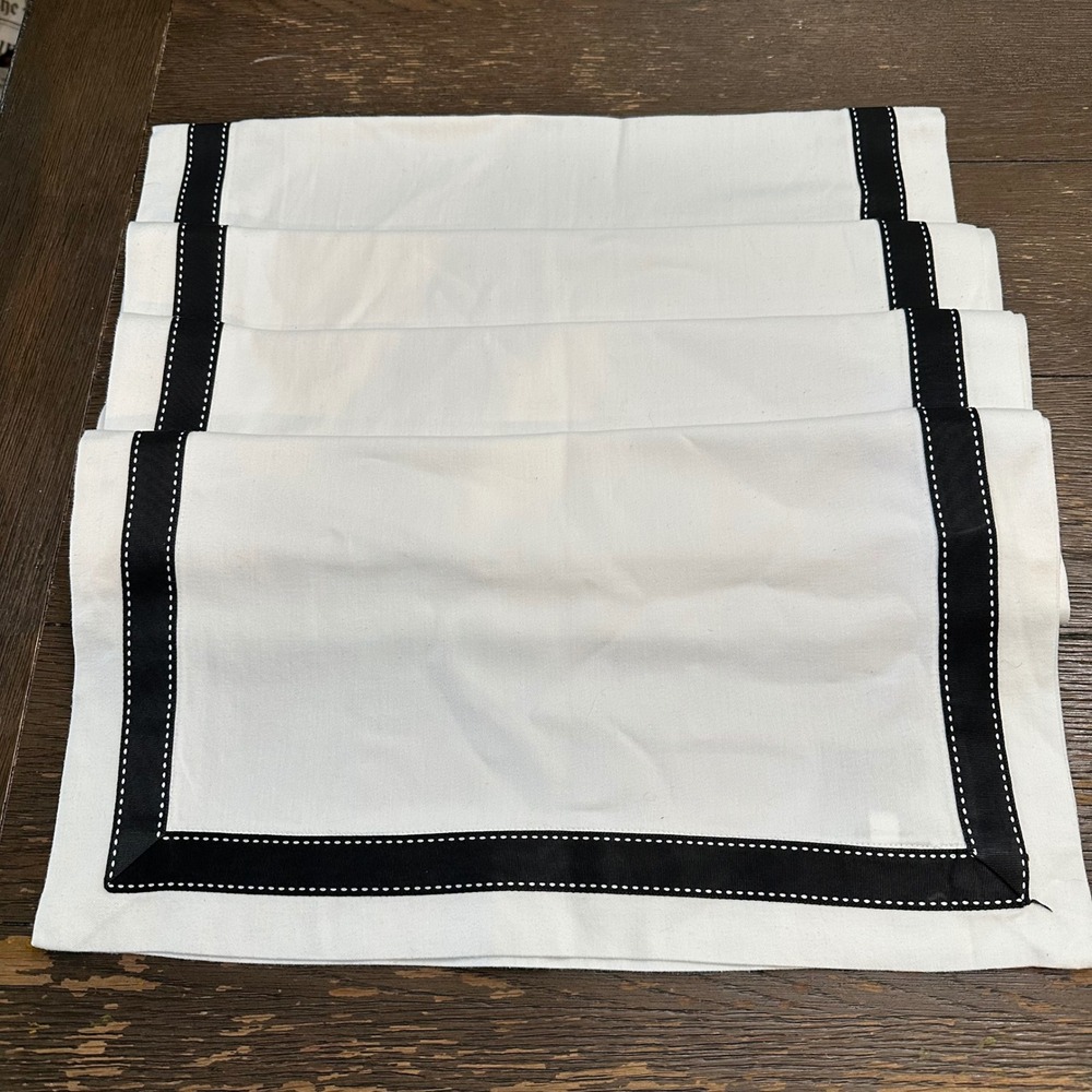 Pottery Barn Vintage White Table Runner 108 inch w/ Black Edge Trims Cotton